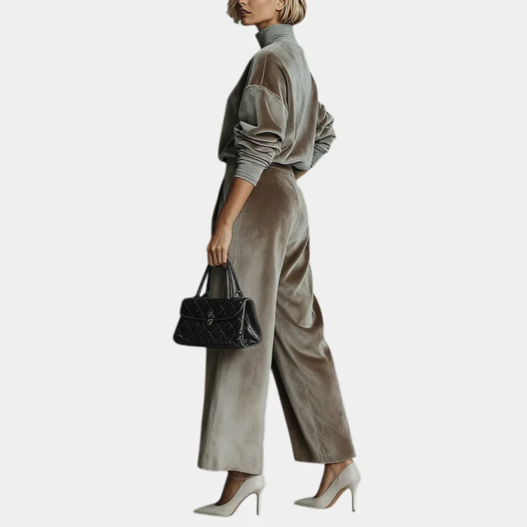 Aurélie | Women's Casual High-Neck Velvet Suit