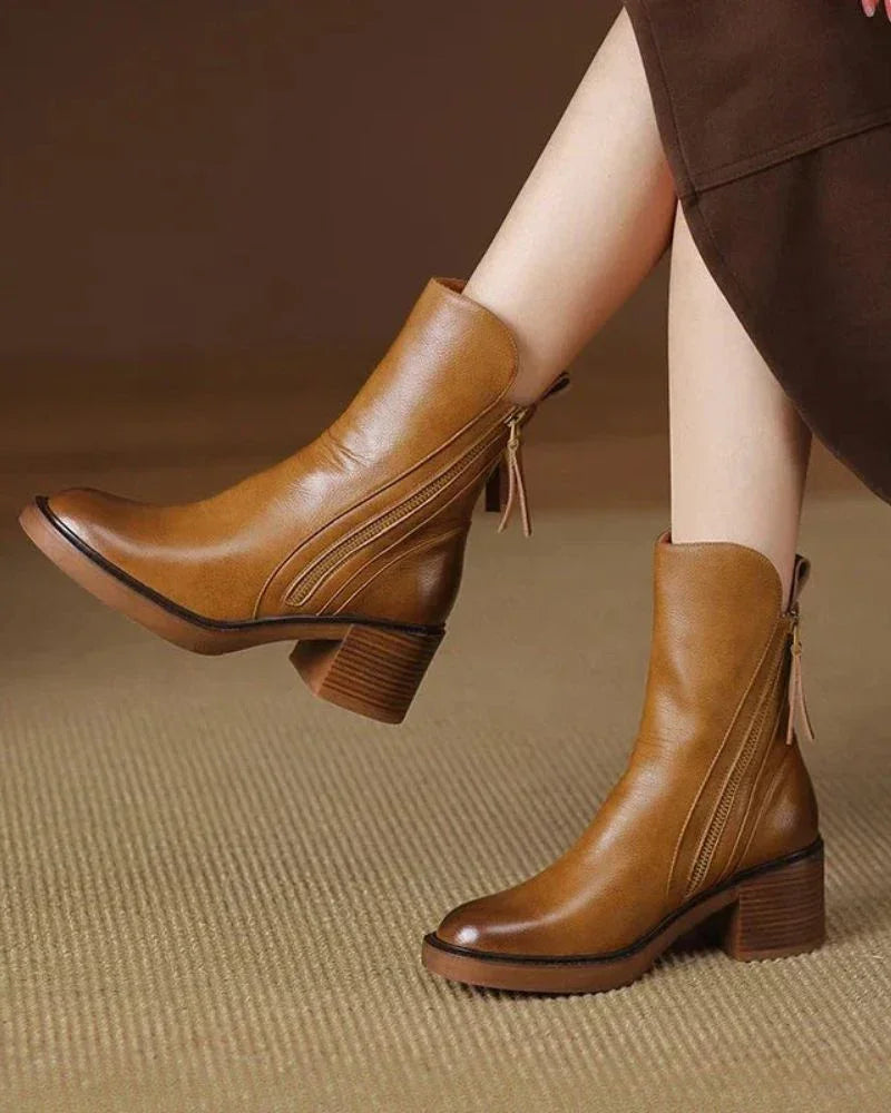 Valorine | Black Leather Boots