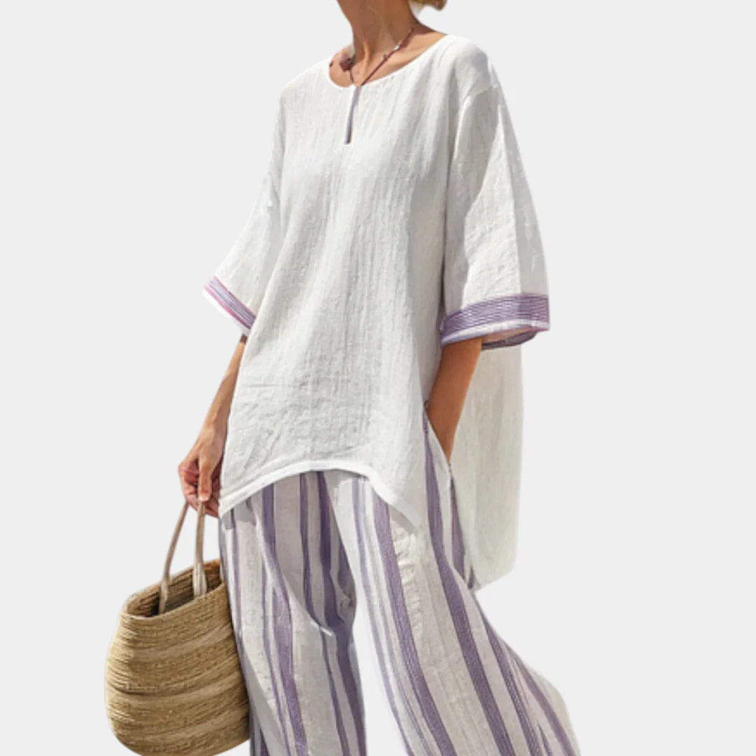 Allegra | Comfortable top and striped trousers