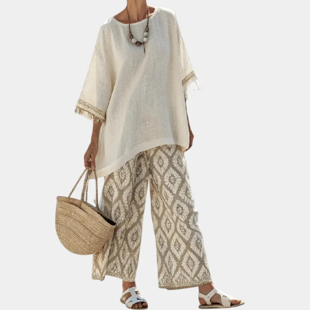 Ilaria | Sophisticated Top and Casual Trousers