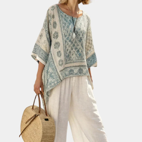 Annalisa | Comfortable printed blouse and wide-leg white trousers