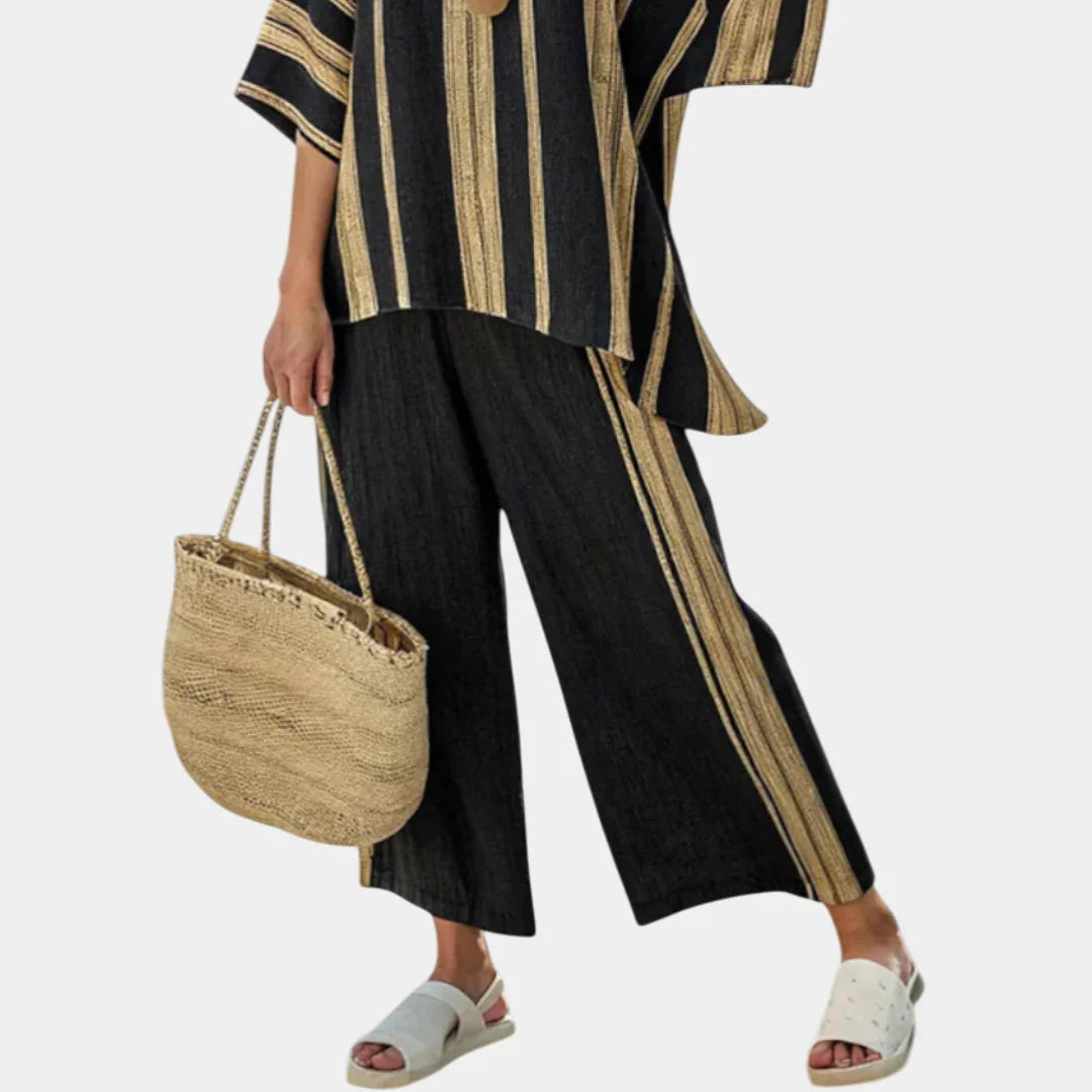 Laure | Oversized Striped Top and Comfortable Trousers