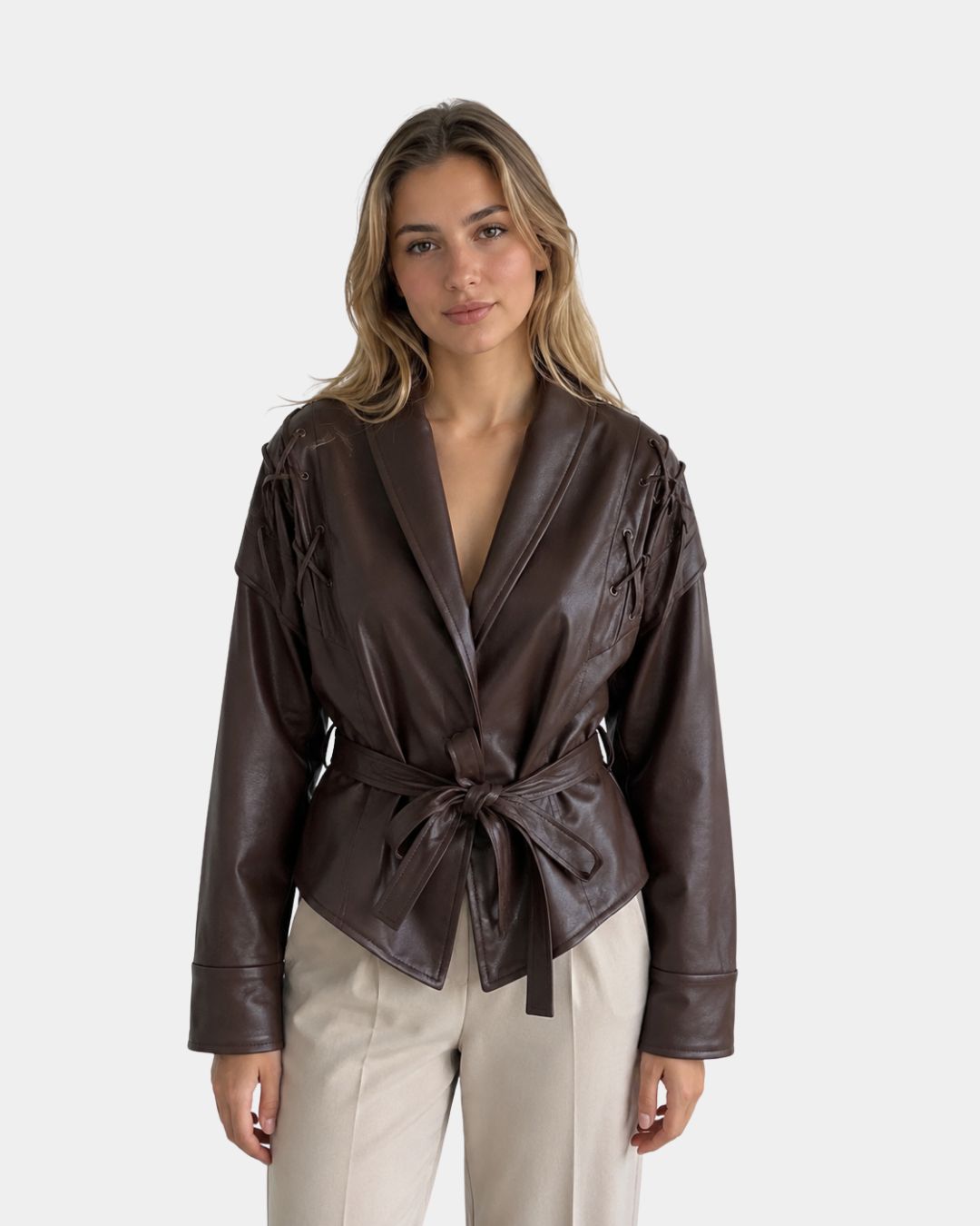 Jolysse | Manteau enveloppant en simili cuir
