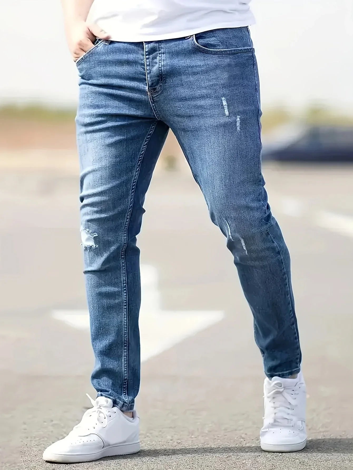 Alex | Trendy Ripped Slim Jeans