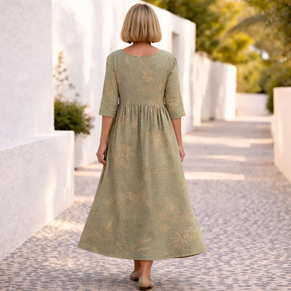 Susan | Floral Dress with a Summery Vibe
