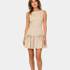 Daphnise | Timeless Chic Dress