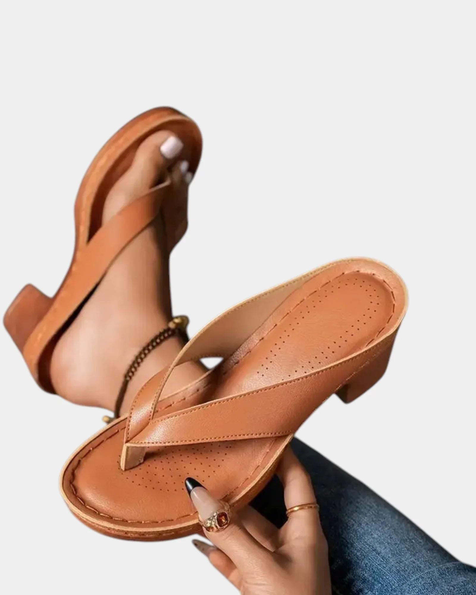 Aliénor | Comfortable chunky heel sandals
