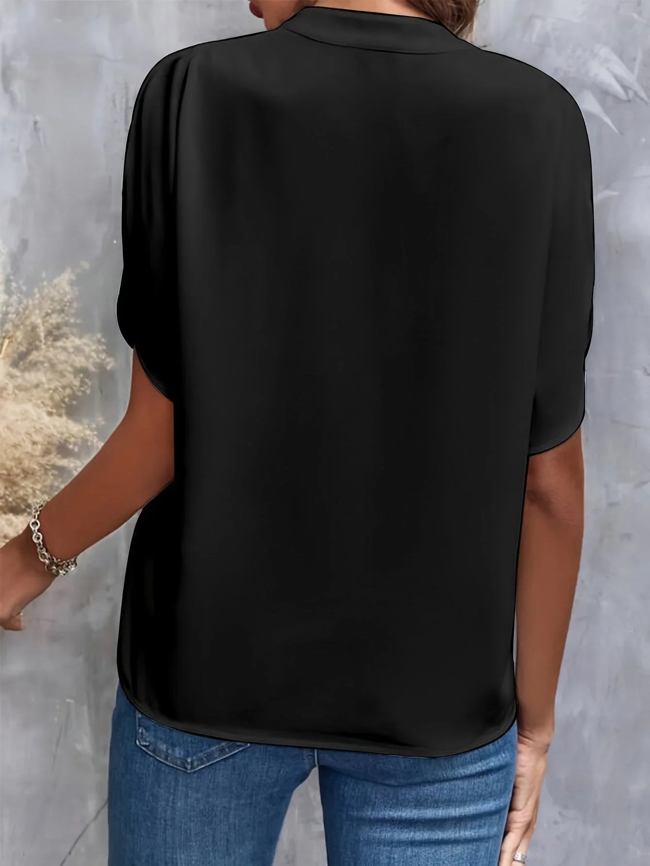 Vivian | Versatile Elegance Blouse