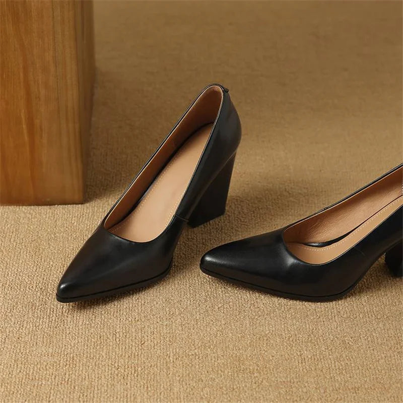 Verona | Elegant Women's Block-Heel Court Shoes
