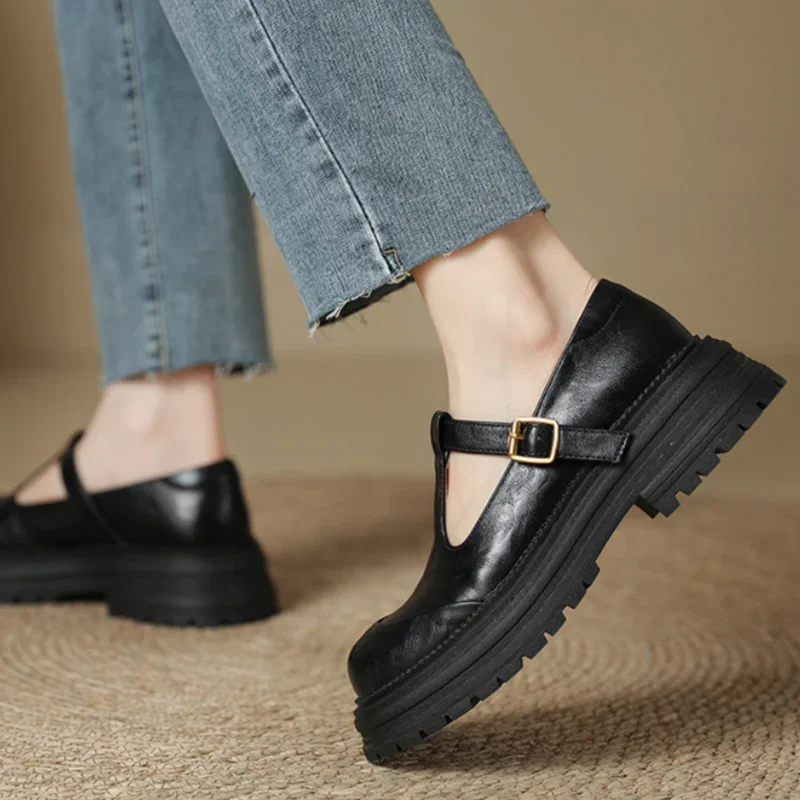 Fleur | T-Bar Shoes with Vintage Charm