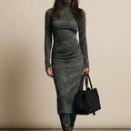 Sara | Velvet Midi Dress