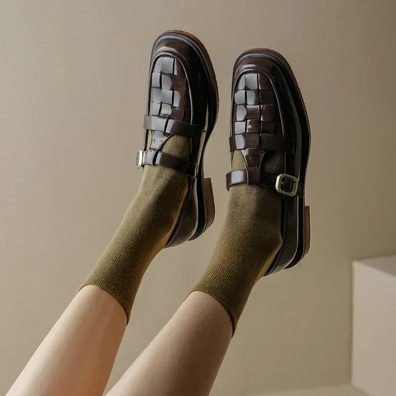 Isava | Women's Vintage-Style Mary Jane Shoes