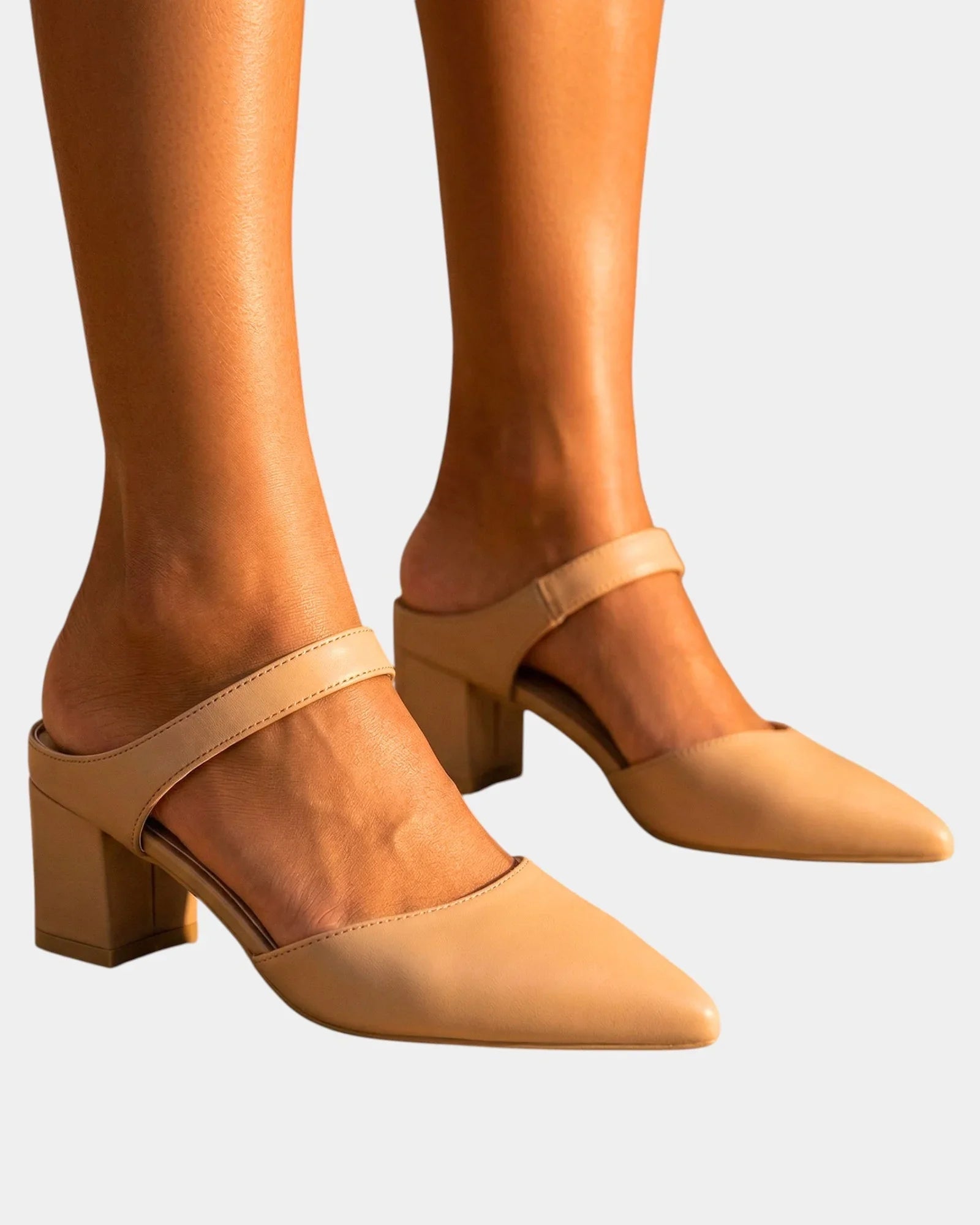 Veneration | Slingback pumps