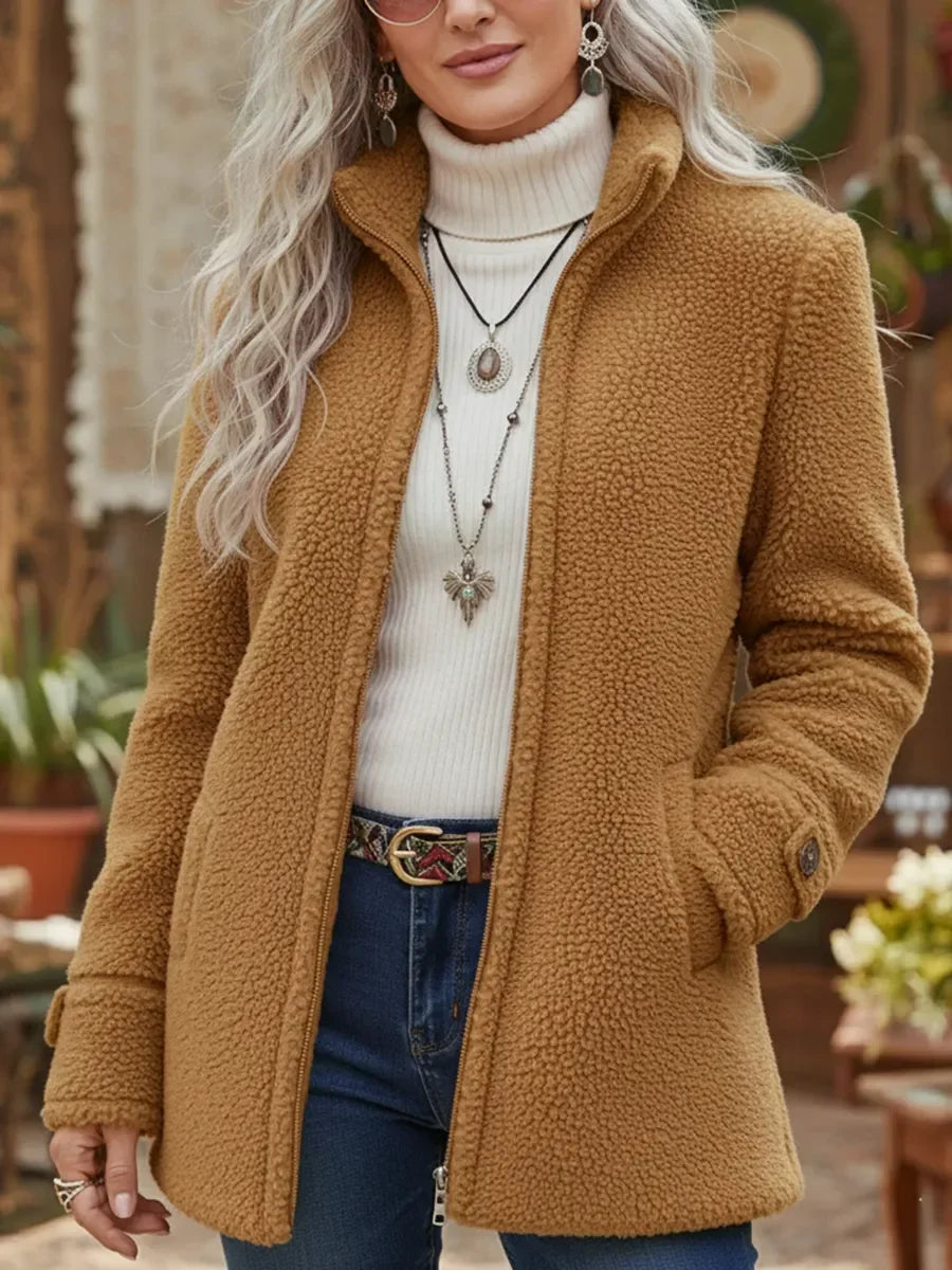 Annelies | Soft mid-length coat with zip closure