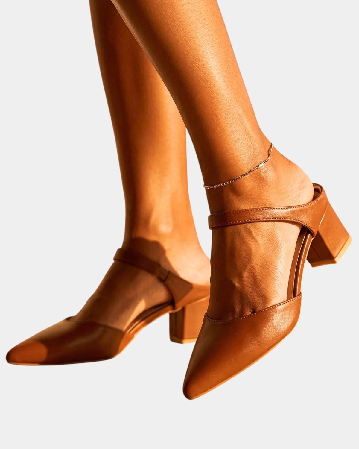 Veneration | Slingback pumps