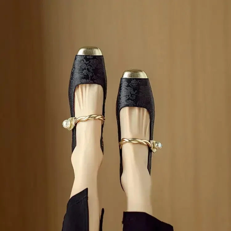 Mestelle | Elegant Women's Mary Jane Shoes with Shimmering Details