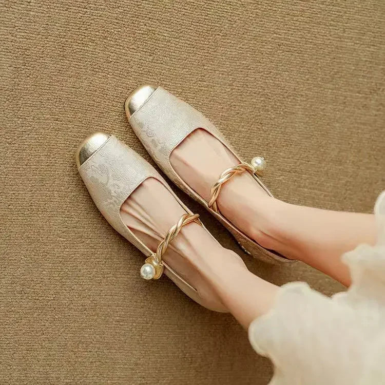 Mestelle | Elegant Women's Mary Jane Shoes with Shimmering Details
