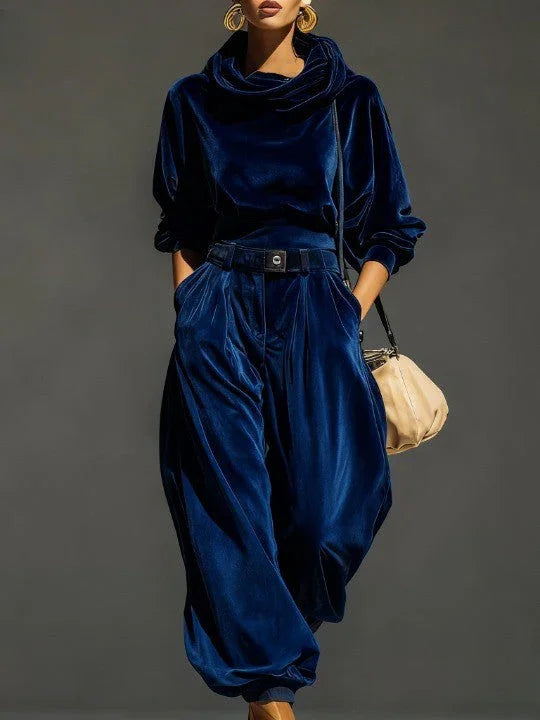 Jeanne | The Chic Lounge Look